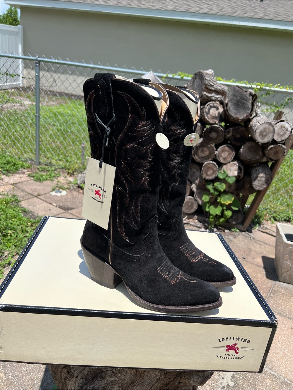 Idyllwind Black Suede Western Boots for Women